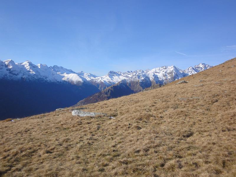 10 Testata valle Orco con le Levanne.JPG